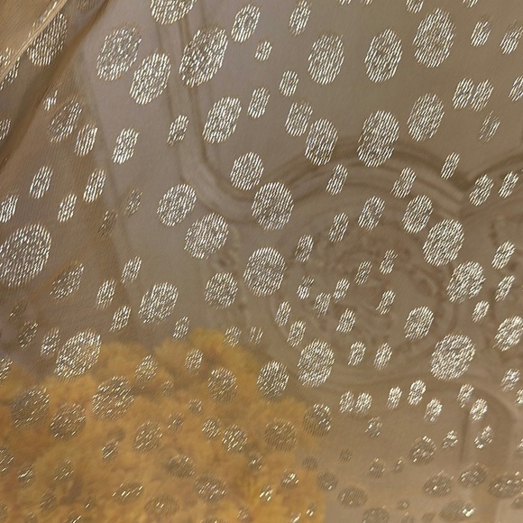 Dolce & Gabbana Elegant Metallic Gold Dot Embroidered Scarf Square Made in Italy - Picture 3 of 4